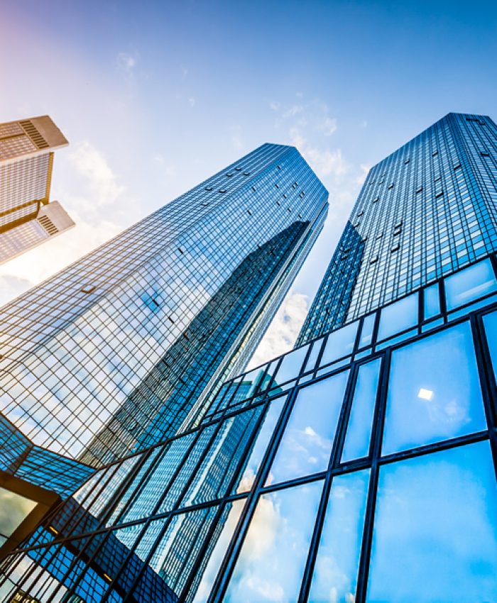 ¿Puede el banco obligarme a contratar un seguro?